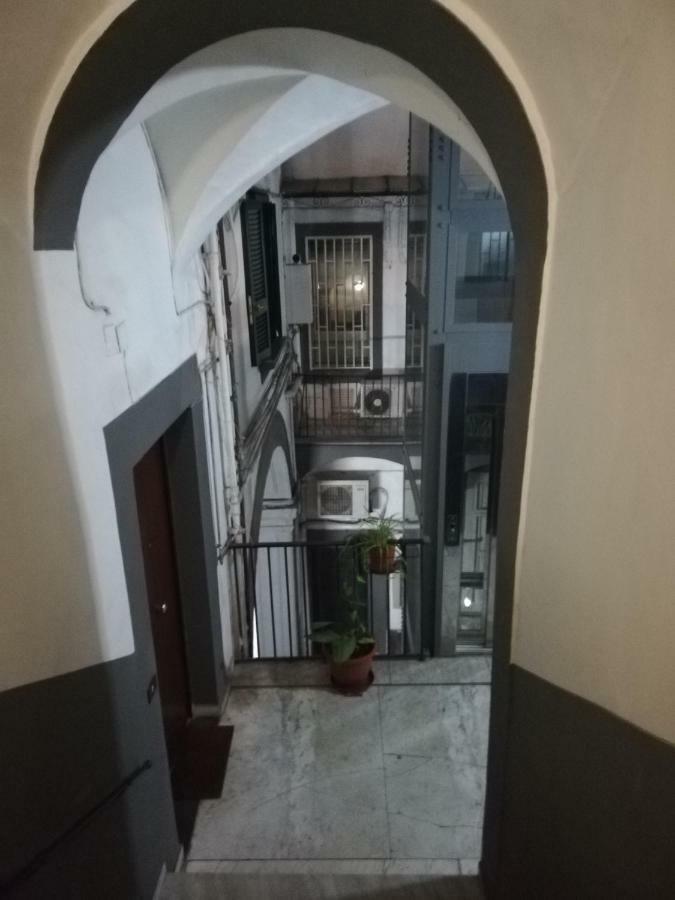 Casa Vacanze La Piazzetta Naples Exterior photo